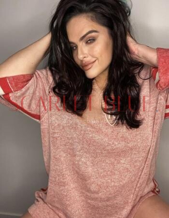 Kylie Wyote - Private Escort Touring