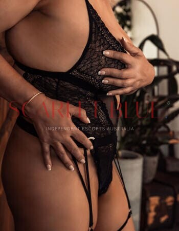 Milla Croft - Private Escort Perth