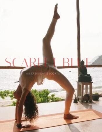Rosa Bloom - Private Escort Queenstown