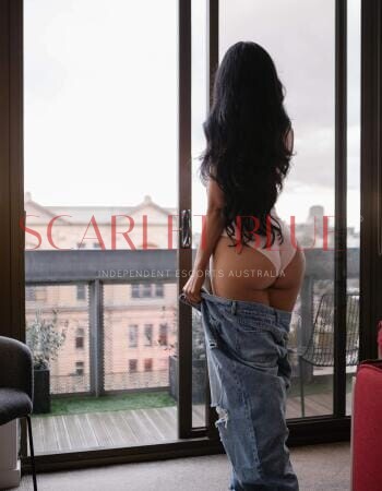 Moana Raye - Private Escort Melbourne