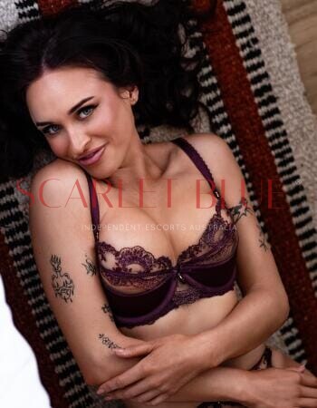 Savannah West - Private Escort Perth