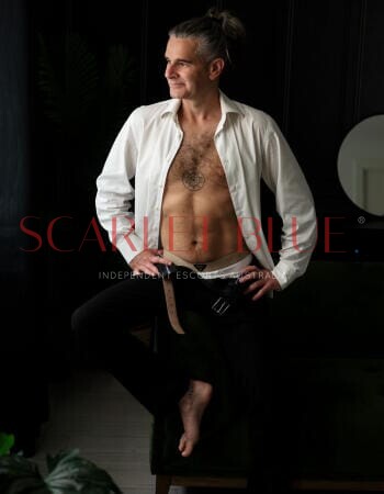 Lucian Yaguara - Private Male Escort Touring