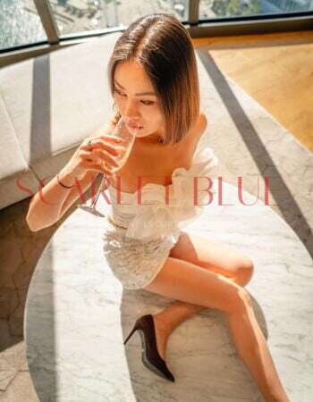 Coco Lux - Private Escort Perth