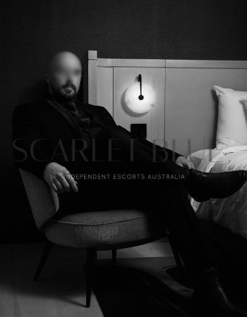 Damien Blackwood - Private Male Escort Touring