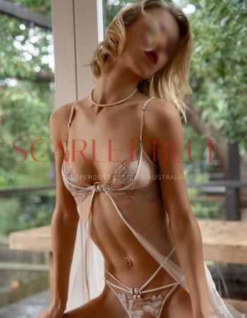 Amelia Star - Private Escort Sydney