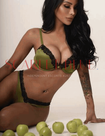 Tremendous Selina Quintanilla - Private Escort Touring