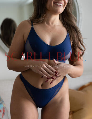 Lilly O - Private Escort Touring