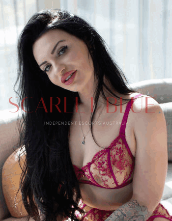 Armarni Bulkani - Private Escort Brisbane