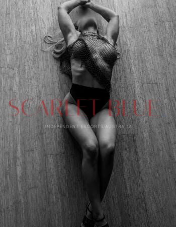 Buffy Black - BDSM / fetish provider Touring