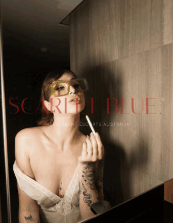 Sookii Moon - Private Escort Brisbane
