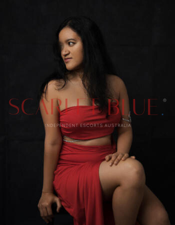 Priya K - Private Escort Touring