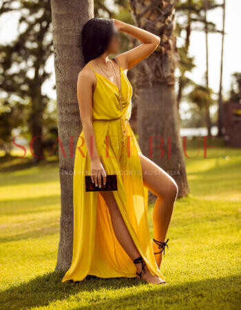 Pia Gray - Private Escort Perth